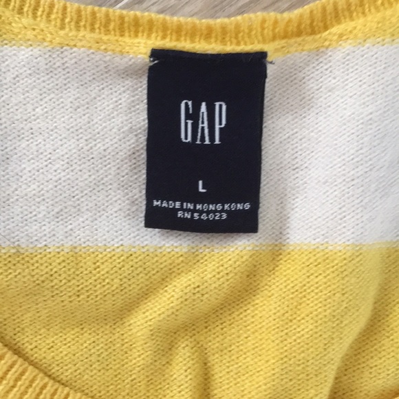 GAP sweater - Picture 2 of 4